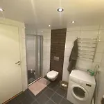 公寓 Koslig Leilighet I Bergens Smoroye 卑爾根